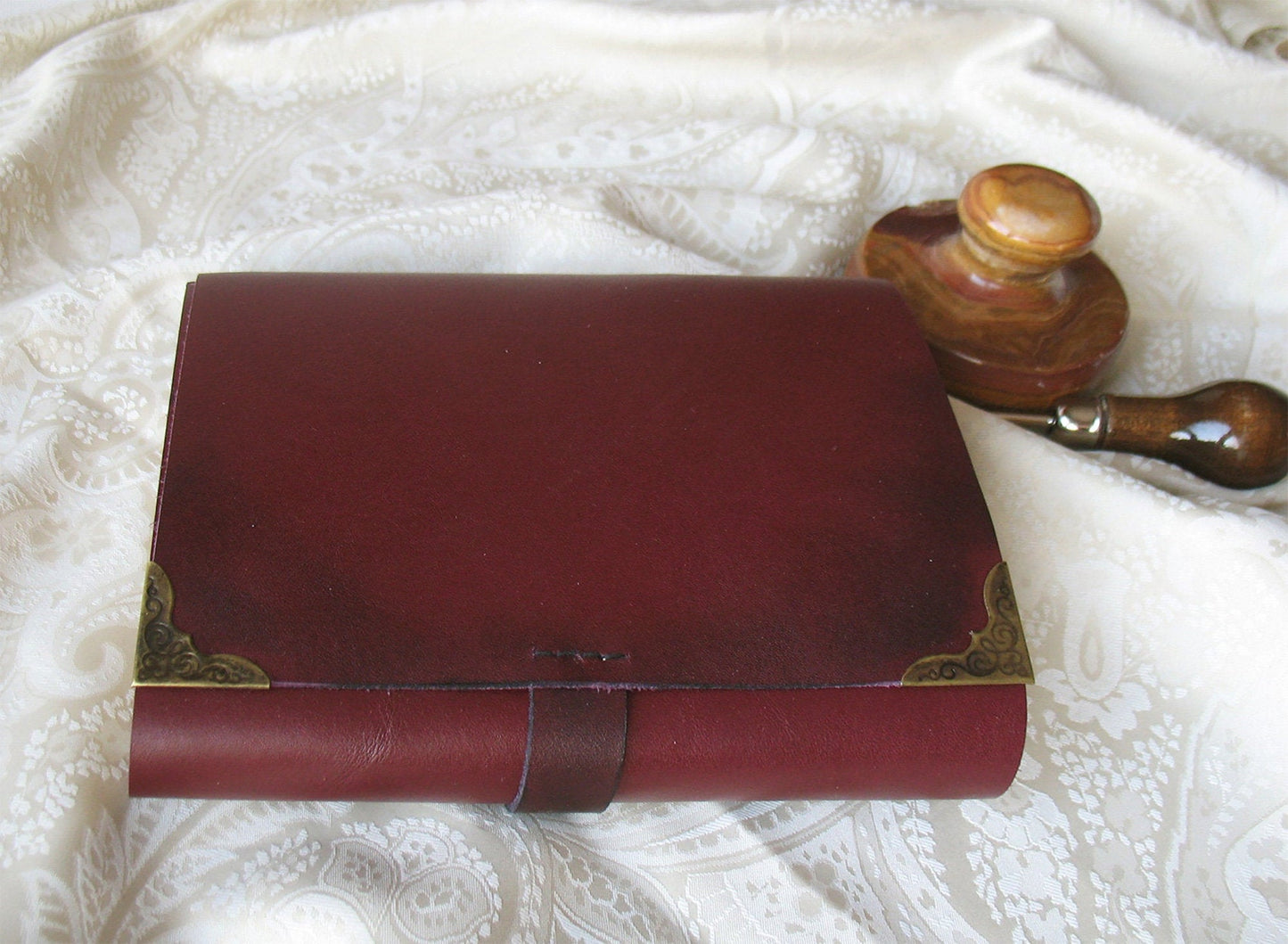 personalized burgundy leather journal, leather notebook, travel diary, vintage style paper, burgundy blank book, pocket journal