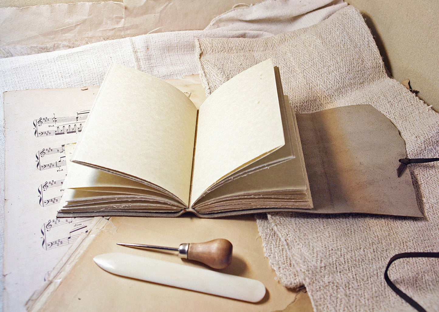 green leather journal - romantic notebook - diary with vintage style pages - The Key of Memories