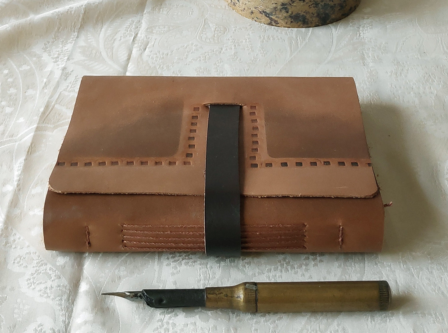 handmade beige brown leather journal, tooled vintage style cover, leather notebook, vintage style paper, travel diary, pocket journal