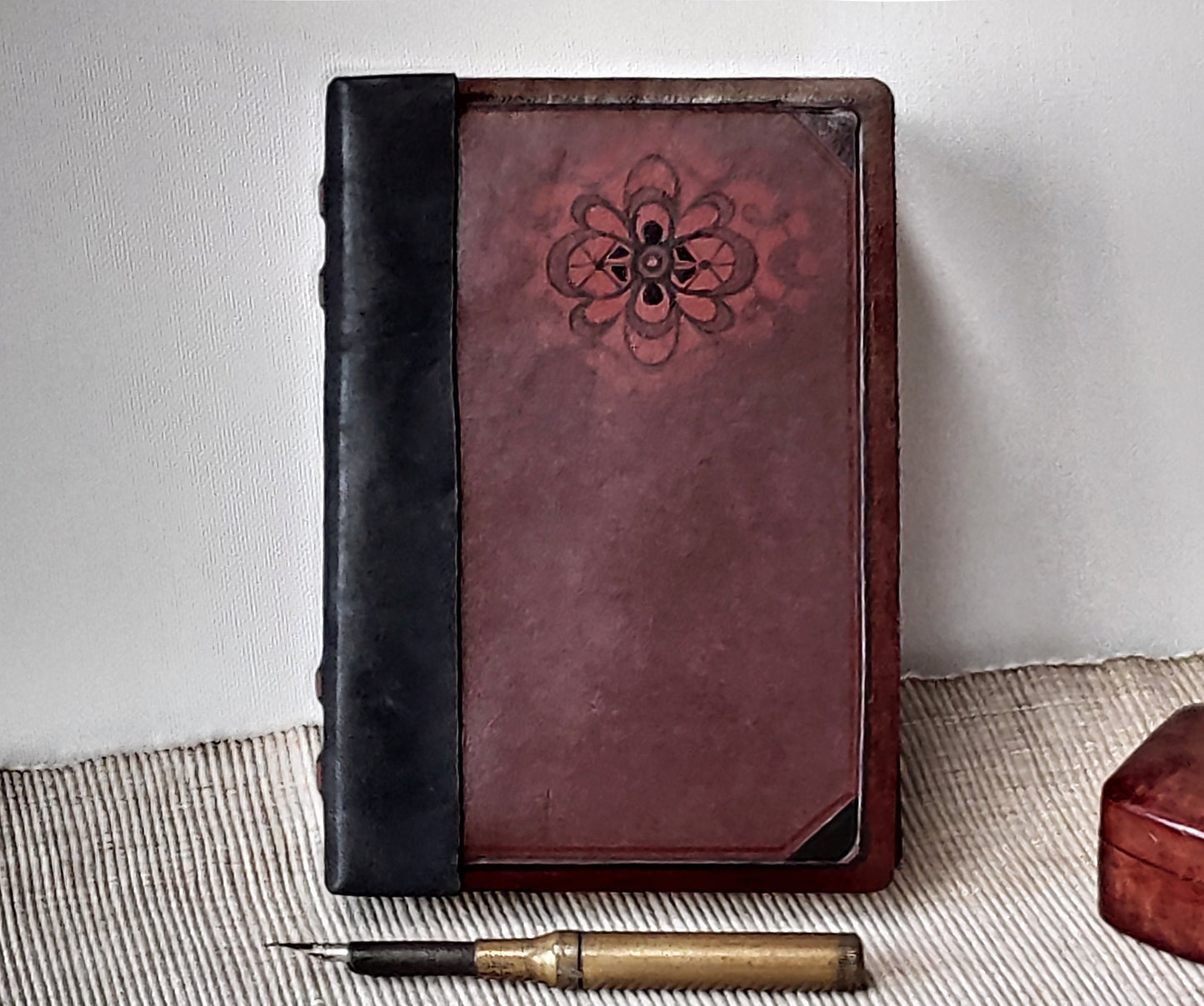 burgundy leather journal, vintage style pages, handmade leather journal, pocket leather diary, blank book, pocket travel journal