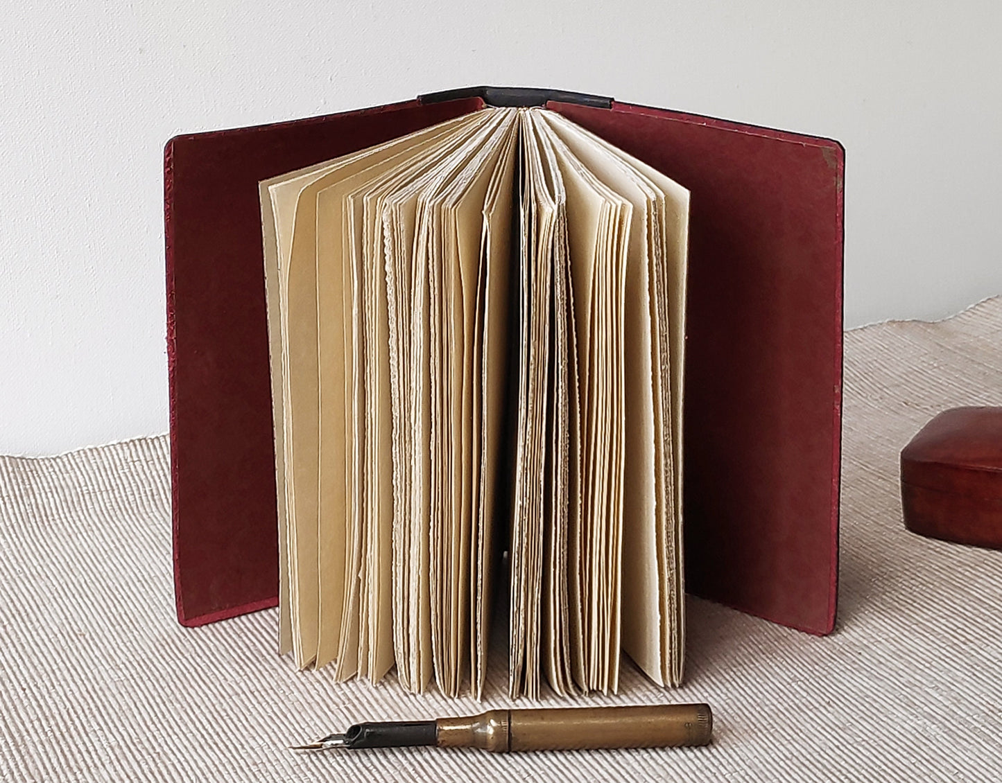 burgundy leather journal, vintage style pages, handmade leather journal, pocket leather diary, blank book, pocket travel journal