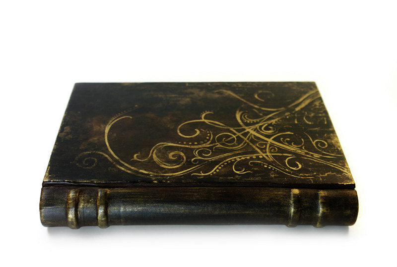 Black and Gold Journal