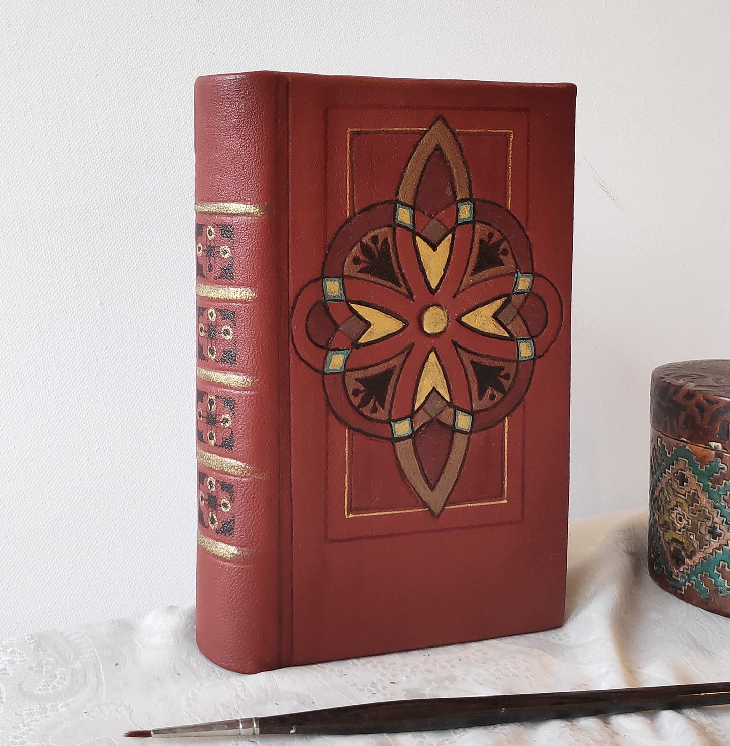Leather blank book, leather journal in vintage style, chestnut brown notebook , real leather, hand painted, Mystic Flower