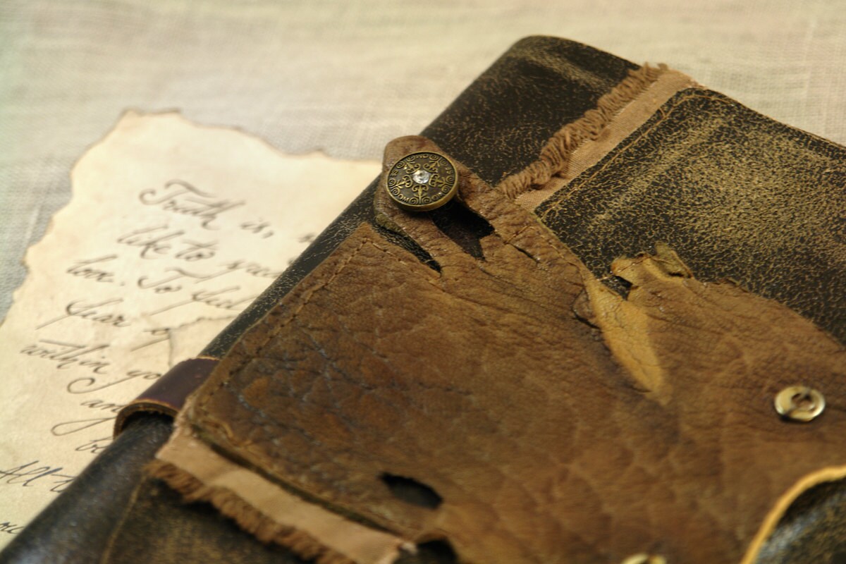 Vetus Bellatoris - Leather Journal - Handmade Art Journal , Vintage Style - Rustic Primitive Brown Leather Journal , Diary, Rugged Notebook