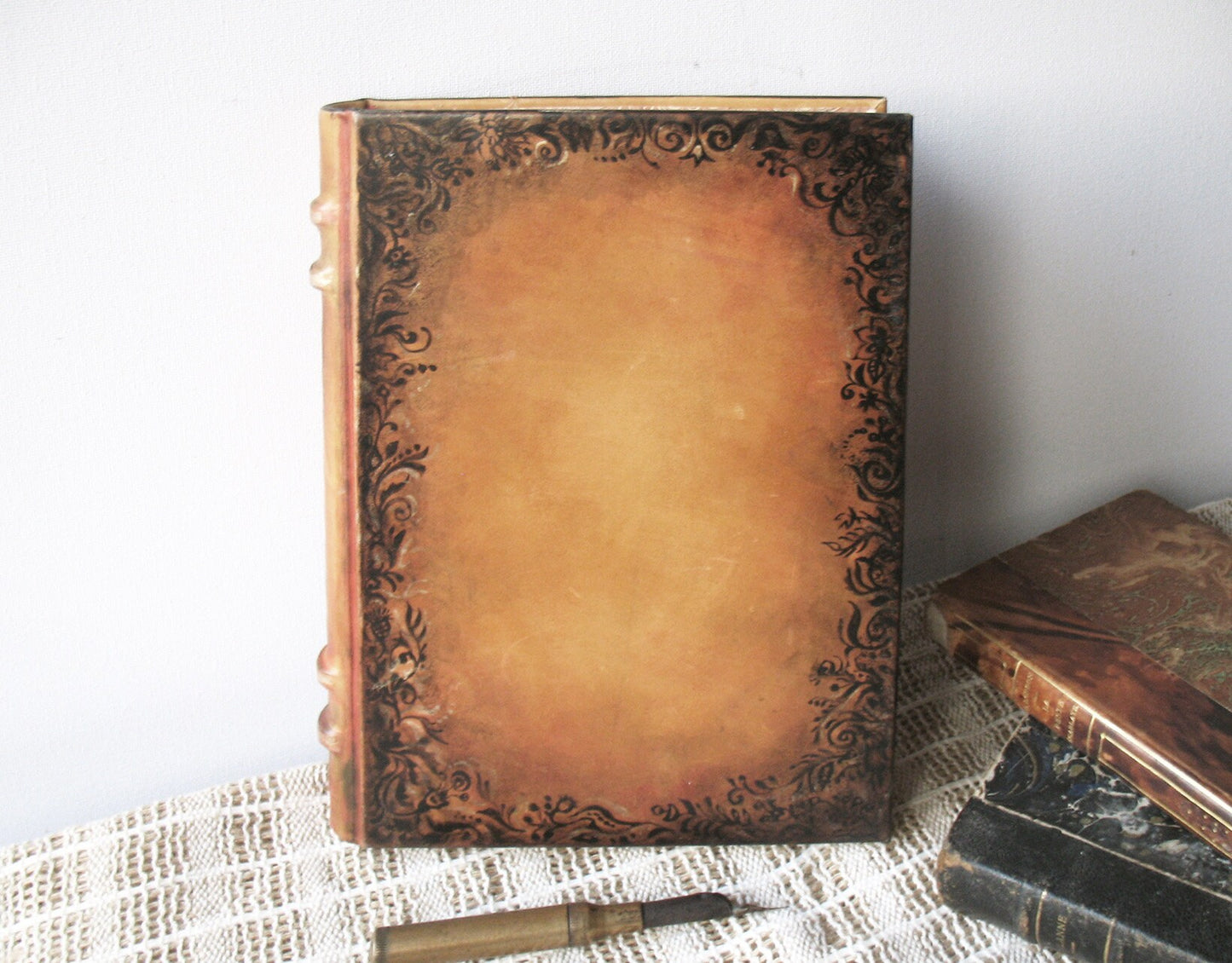 large leather journal -  handmade large brown blank book - painted leather journal - medieval style blank book - vintage style paper