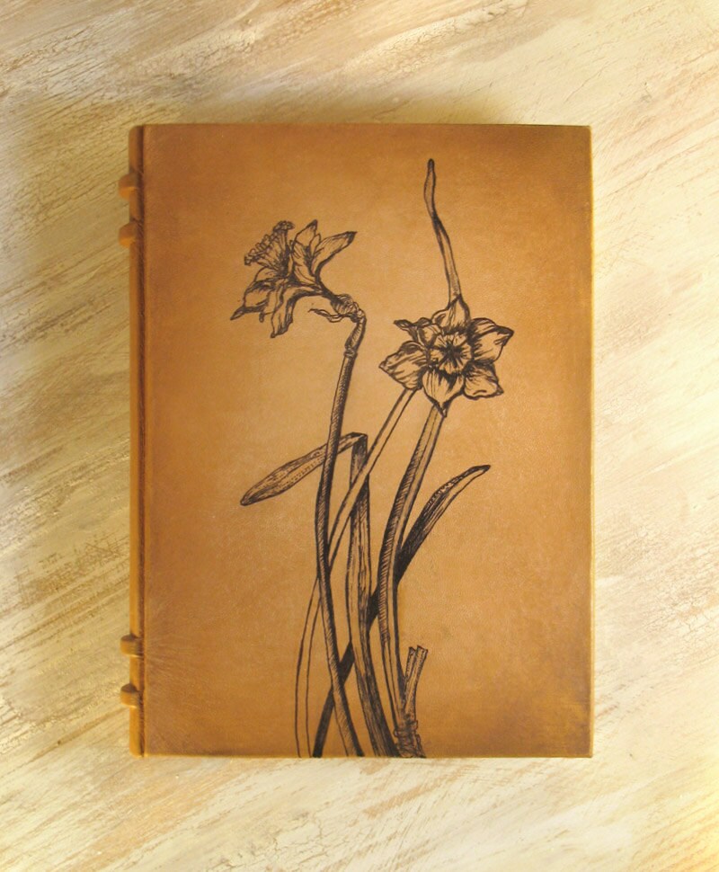 Narcissus - Vintage Style Large Leather Journal - Botanical Collection