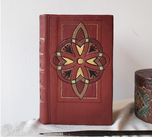 Leather blank book, leather journal in vintage style, chestnut brown notebook , real leather, hand painted,  Mystic Flower